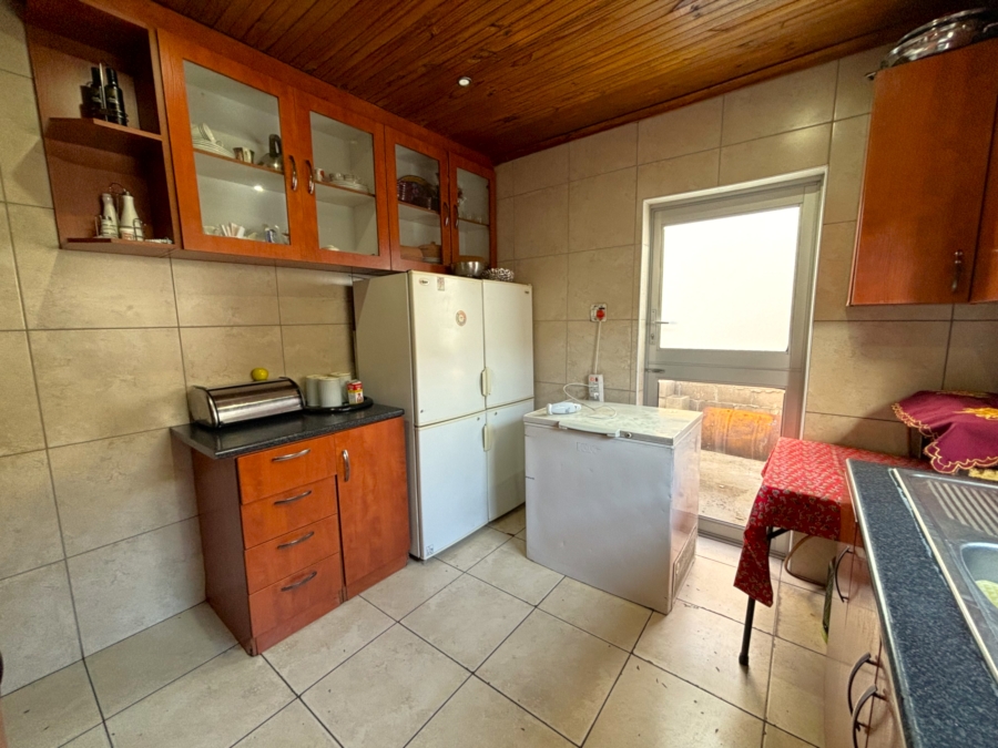 5 Bedroom Property for Sale in Belhar Western Cape